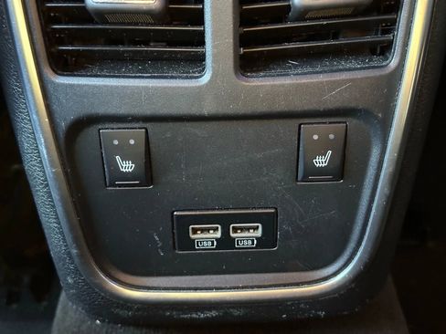 Used 2015 Dodge Charger SXT w/ Premium Group image 35