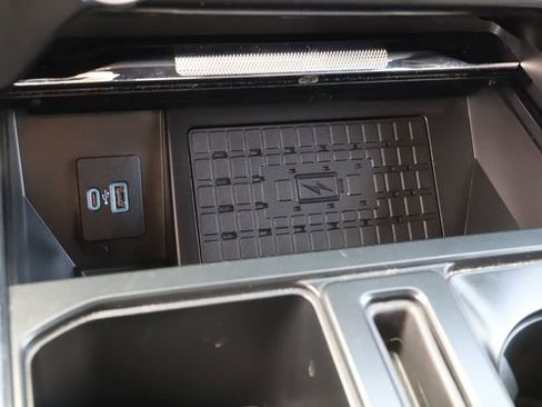 Used 2023 Ford F150 Lariat w/ Max Trailer Tow Package image 33