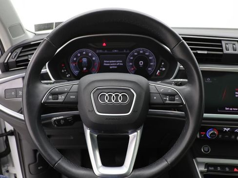 Used 2022 Audi Q3 2.0T Premium Plus image 18