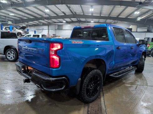 Used 2022 Chevrolet Silverado 1500 LT Trail Boss w/ LT Trail Boss Premium Package image 3