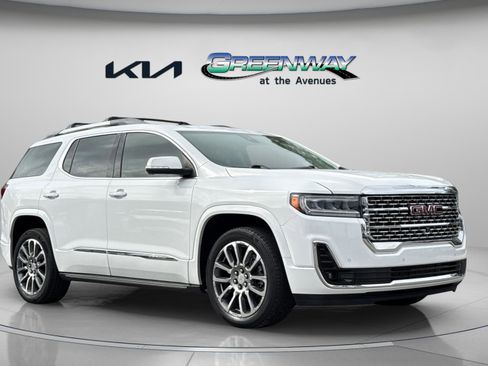 Used 2021 GMC Acadia Denali w/ Denali Technology Package image 2