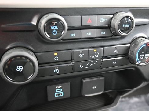 Used 2025 Ford F250 XLT image 26