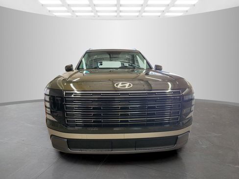 New 2026 Hyundai Palisade FWD Hybrid image 2