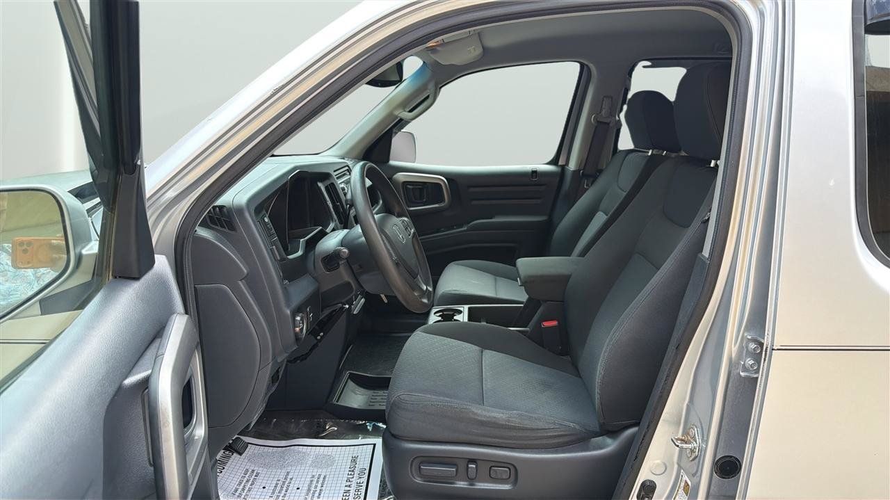 Used 2010 Honda Ridgeline RTS image 11