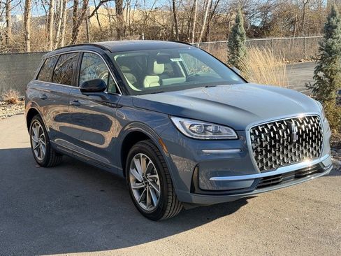 New 2026 Lincoln Corsair Grand Touring image 7