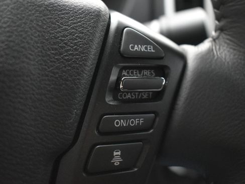 Used 2025 Nissan Frontier SV w/ SV Convenience Package image 21