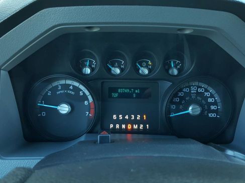 Used 2015 Ford F250 XL w/ Power Equipment Group image 19