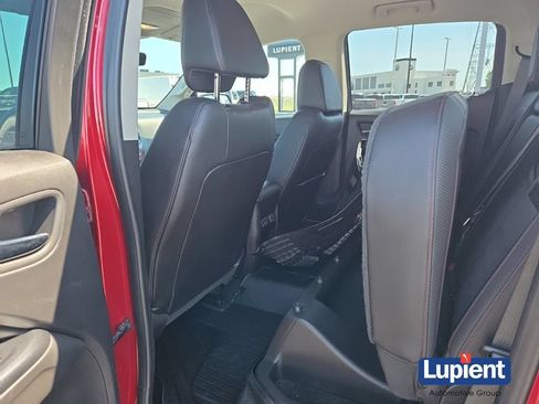 Used 2018 GMC Canyon All Terrain w/ Trailering Package AWD/4WD image 11