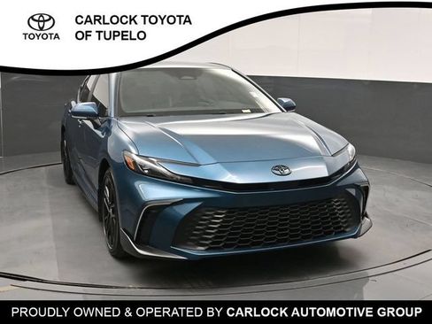 Used 2026 Toyota Camry SE w/ Convenience Package FWD image 7