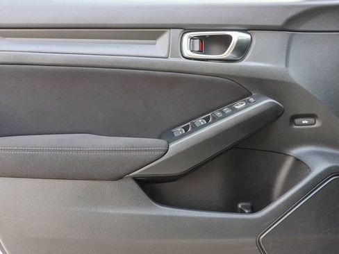Used 2025 Honda Civic Sport image 23