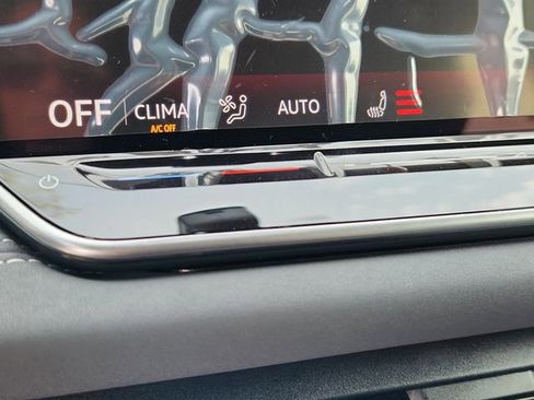 New 2026 Volkswagen Tiguan SE R-Line image 14