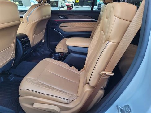 Certified 2021 Jeep Grand Cherokee L Summit w/ Luxury Tech Group V image 17