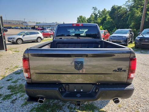 Used 2021 RAM 1500 Warlock w/ Electronics Group AWD/4WD image 4