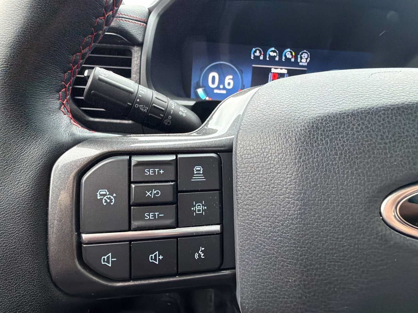 Used 2023 Ford Expedition Limited AWD/4WD image 34
