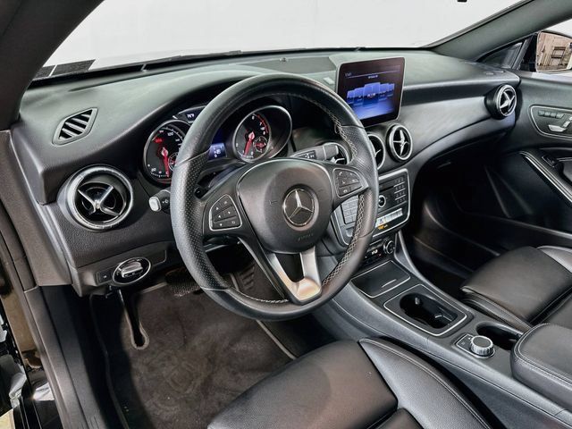 Used 2018 Mercedes-Benz CLA 250 4MATIC image 22