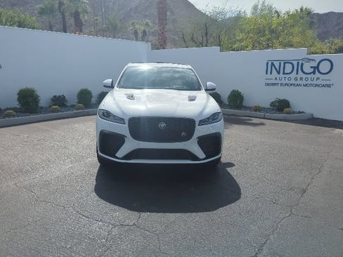 Used 2022 Jaguar F-PACE SVR AWD/4WD image 2