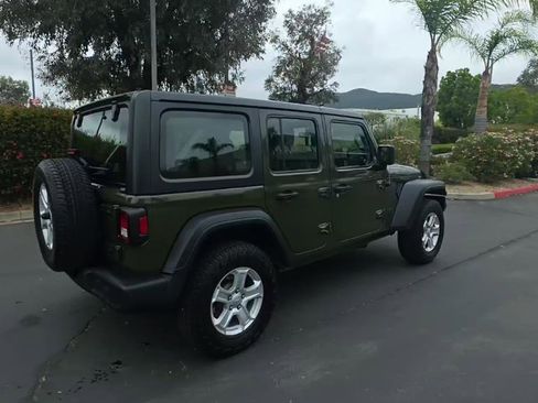 Used 2020 Jeep Wrangler Unlimited Sport image 4