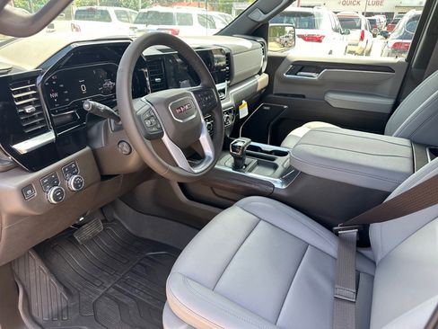 New 2025 GMC Sierra 1500 SLT w/ SLT Premium Plus Package image 9