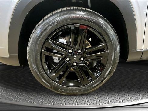 Certified 2025 Chevrolet Trax ACTIV w/ Sunroof Package FWD image 31