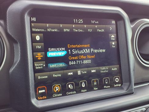 Used 2022 Jeep Wrangler Unlimited Sport image 10