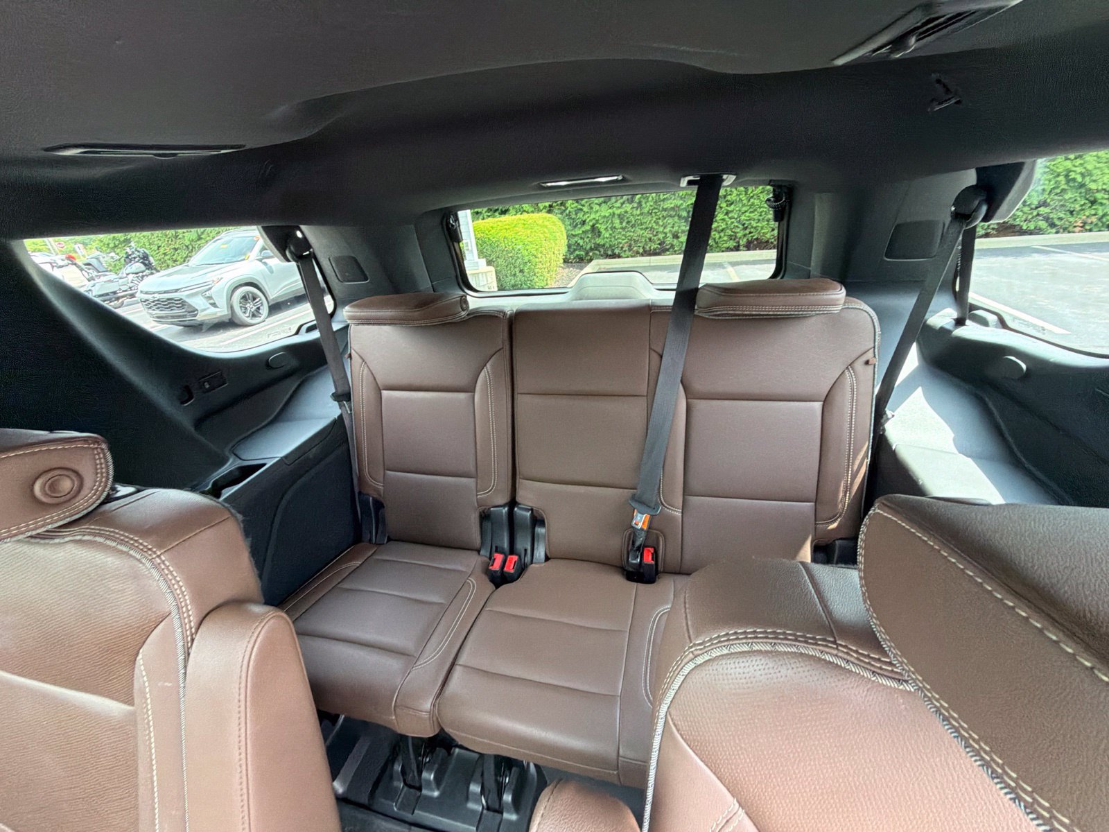 Used 2022 Chevrolet Tahoe High Country w/ Premium Package AWD/4WD image 26