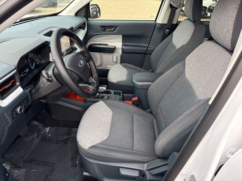 Used 2024 Ford Maverick XLT image 14