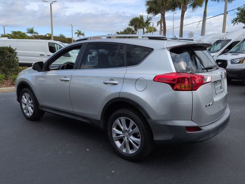 Used 2014 Toyota RAV4 Limited image 5