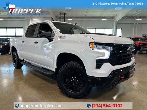 Used 2024 Chevrolet Silverado 1500 LT Trail Boss w/ Protection Package AWD/4WD image 1