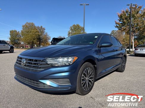 Used 2020 Volkswagen Jetta SE image 1