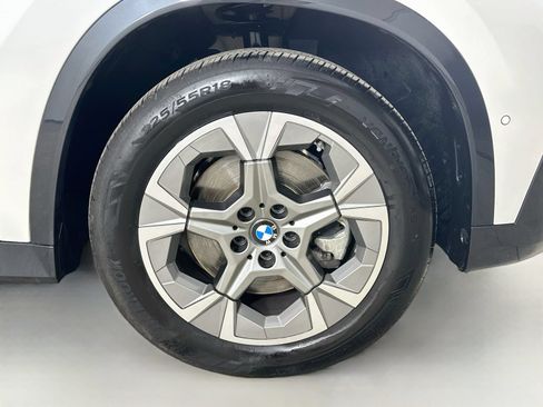 Used 2025 BMW X1 xDrive28i AWD/4WD image 10