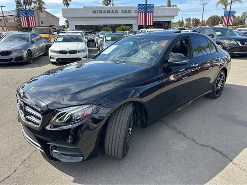 Used 2019 Mercedes-Benz E 300 image 11
