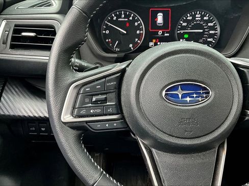 Used 2024 Subaru Ascent Premium w/ Convenience Package AWD/4WD image 10