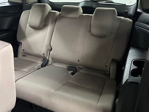Used 2018 Honda Odyssey EX image 28