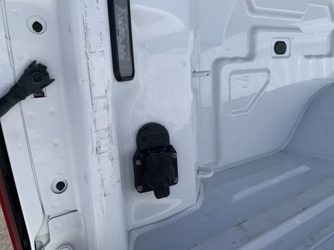 Used 2024 Chevrolet Silverado 2500 Custom w/ Custom Value Package image 39