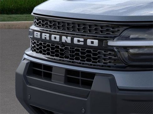New 2025 Ford Bronco Sport Outer Banks w/ Outer Banks Tech Package+ image 17