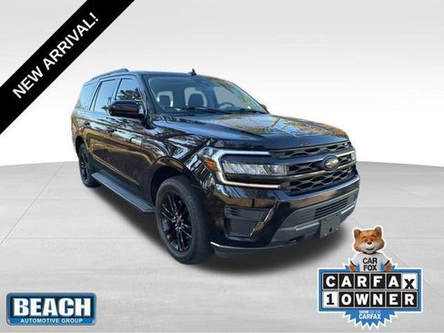 Used 2023 Ford Expedition XLT image 1