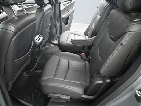 Used 2023 Cadillac XT6 Premium Luxury image 22