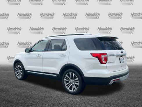 Used 2017 Ford Explorer Platinum image 6