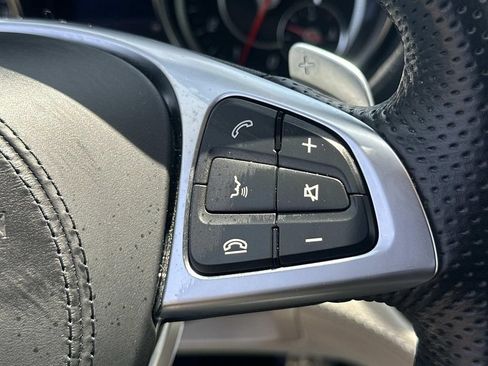 Used 2020 Mercedes-Benz SL 550 image 23