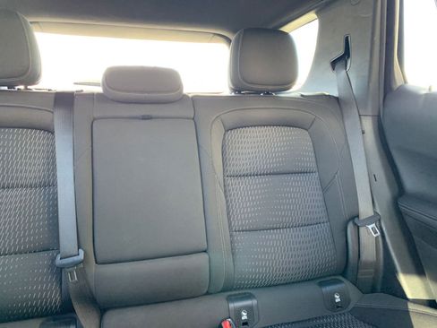 Used 2025 Chevrolet Equinox LT image 36