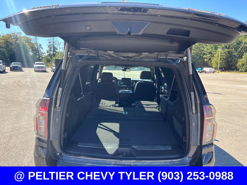 Used 2024 Chevrolet Suburban RST w/ Luxury Package AWD/4WD image 23