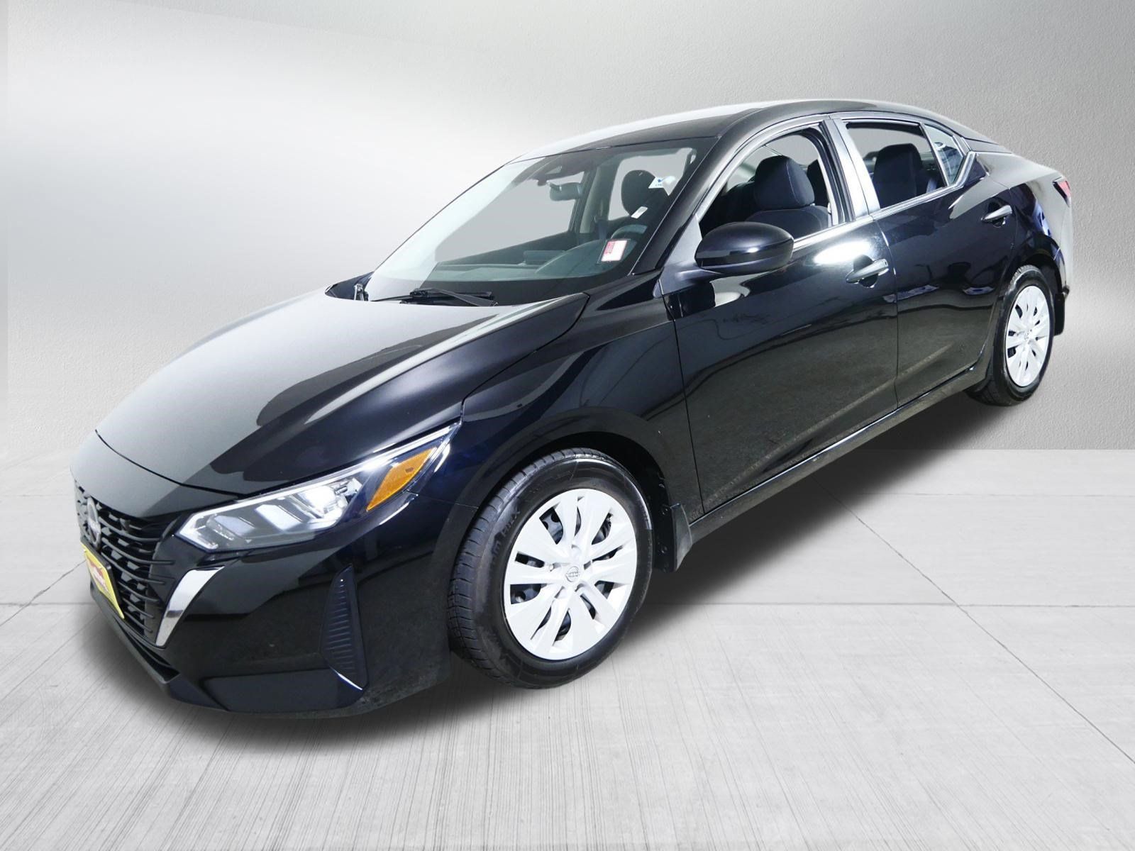 Used 2024 Nissan Sentra S FWD image 3