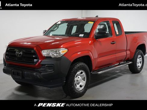 Used 2018 Toyota Tacoma SR RWD image 1