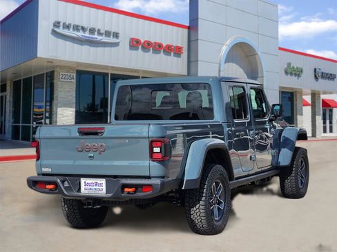 New 2026 Jeep Gladiator Mojave image 5