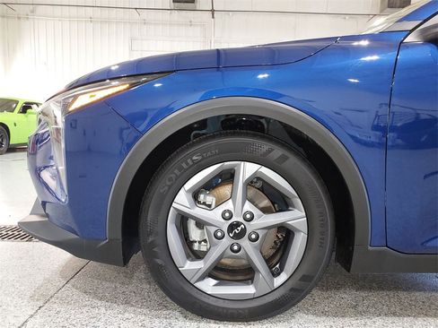 Used 2025 Kia K4 LXS image 16