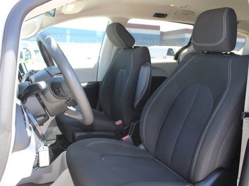 Used 2024 Chrysler Voyager LX FWD image 35