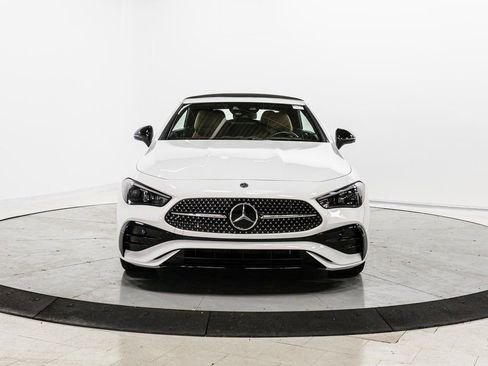 Used 2024 Mercedes-Benz CLE 300 4MATIC Cabriolet image 2