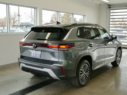 New 2026 Volkswagen Tiguan S image 6