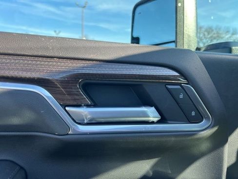 New 2026 Chevrolet Silverado 2500 LT w/ All Star Edition image 12