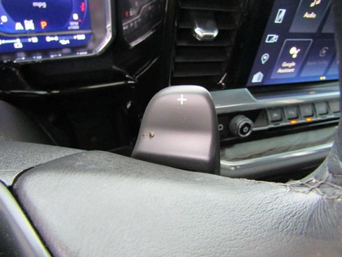 Used 2023 Chevrolet Silverado 1500 LTZ w/ LTZ Premium Package image 22